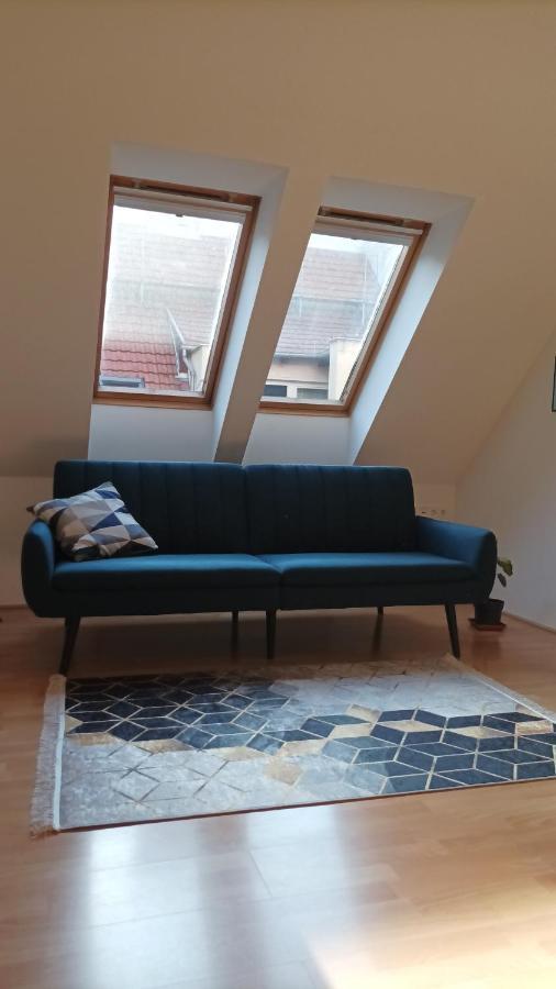 Hb Downtown Sunny Apartman Budapest Bagian luar foto